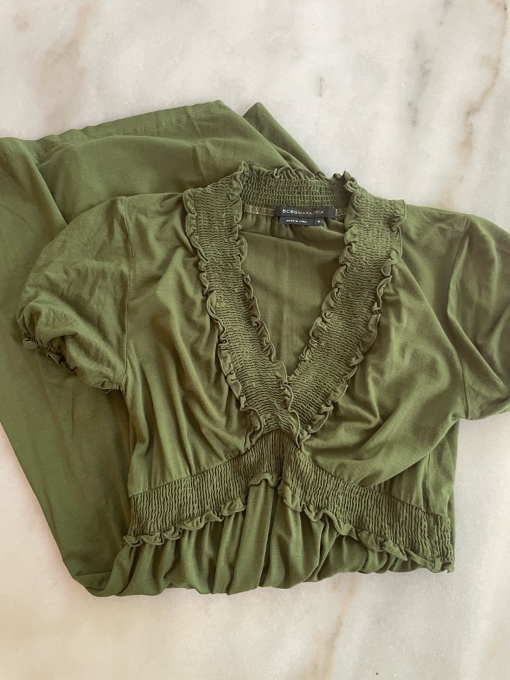 BCBGMAXAZRIA Olive Ruffle V-Neck Women’s dress size S